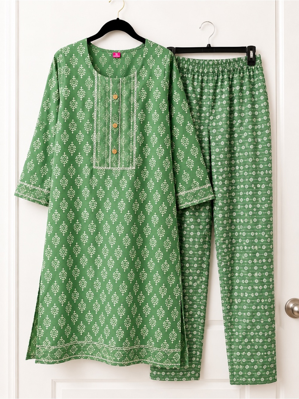 Women’s Green Patterned Shalwar Kameez two piece Set